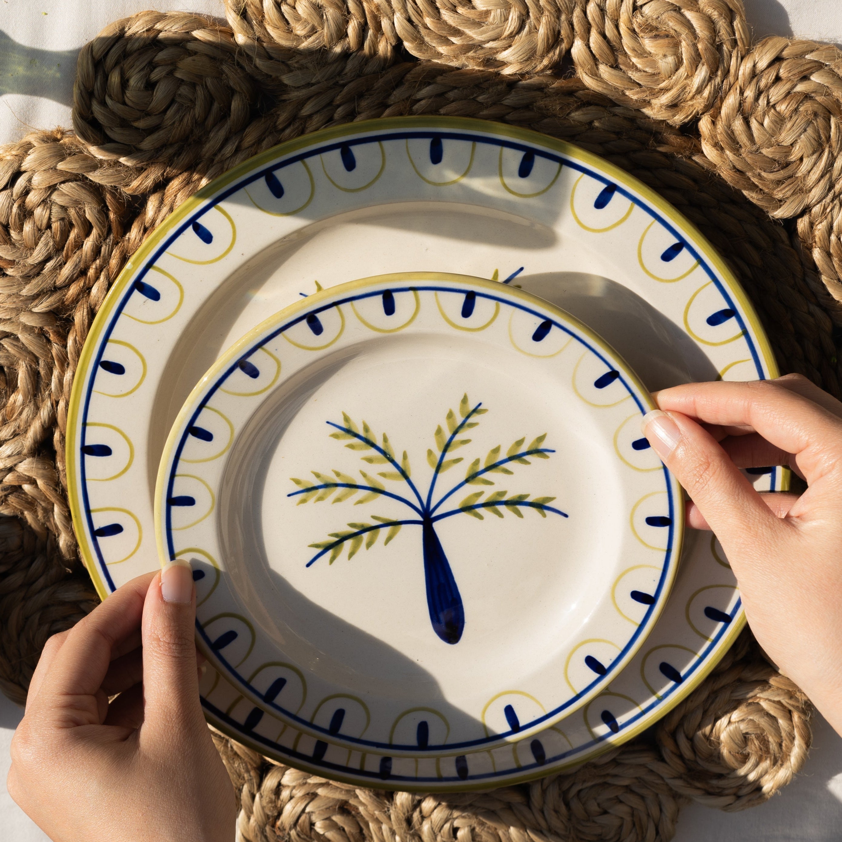 Palm Oasis Quater Plate