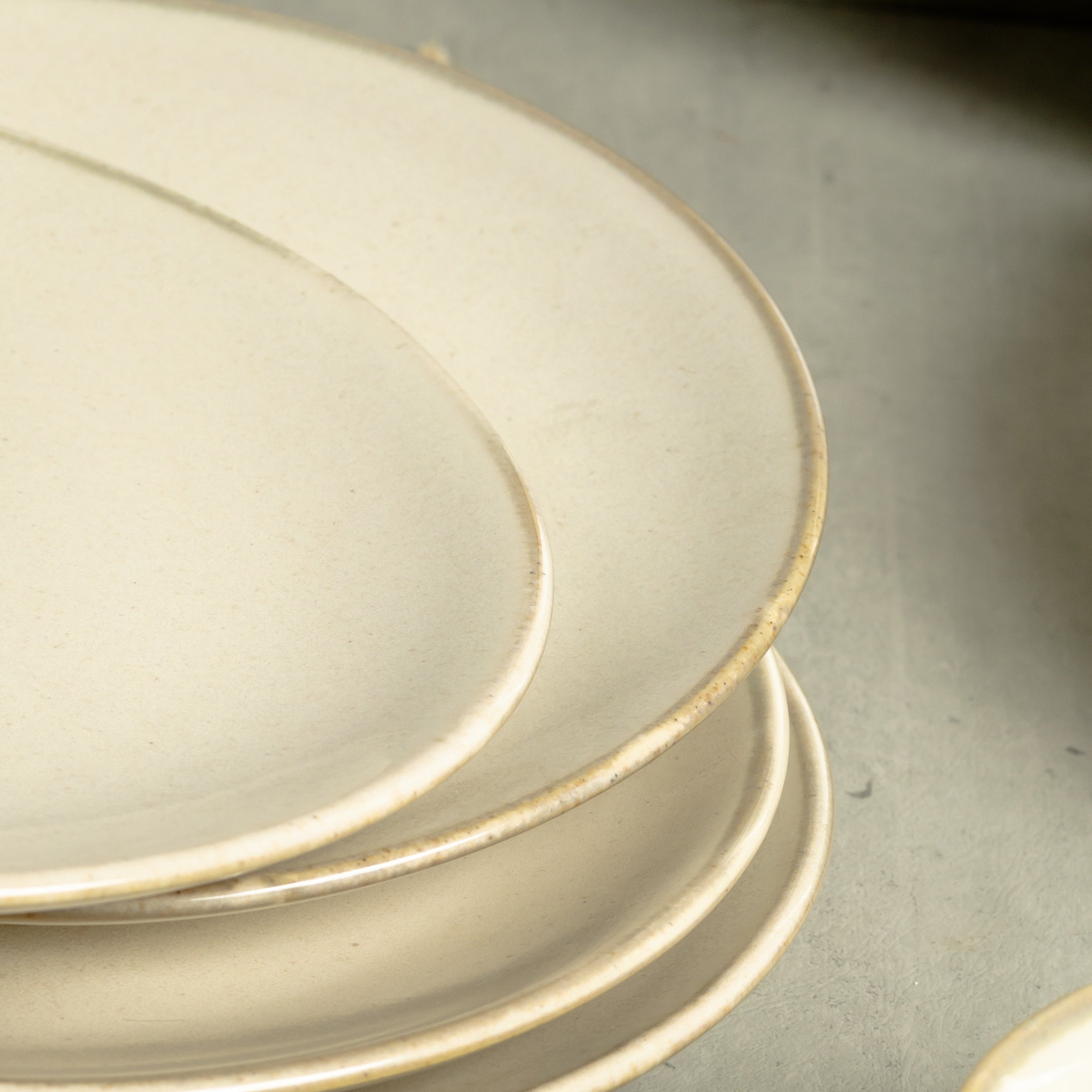 Luna Quater Plate